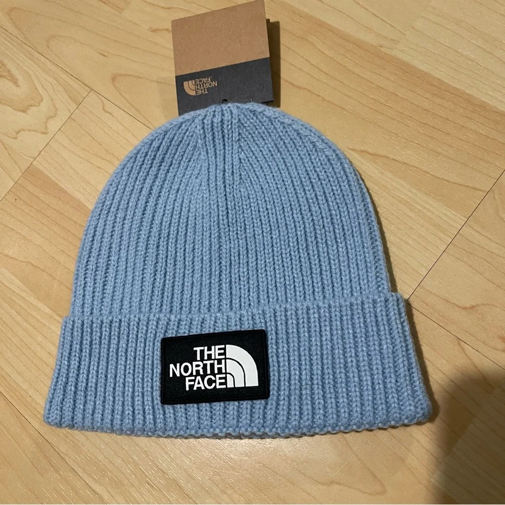 The North Face TNFLogo Box Cuffed Beanie Unisex - Picture 1 of 3